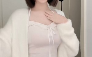 咬一口妃妃酱微密圈合集 52P+56V藏着女生的甜酷心动，每帧都是你的日常高光